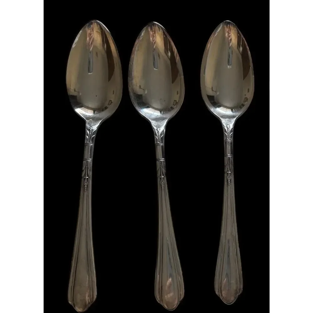Set Of 6 Oneida Community Tudor Plate Silverplate Bellflower Teaspoons Post War